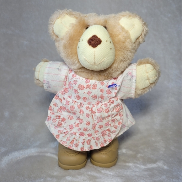 Wendys Hattie Furskin Happy Holiday Plush Bear Stuffed Animal Toy Vintage 1986 - Picture 1 of 5